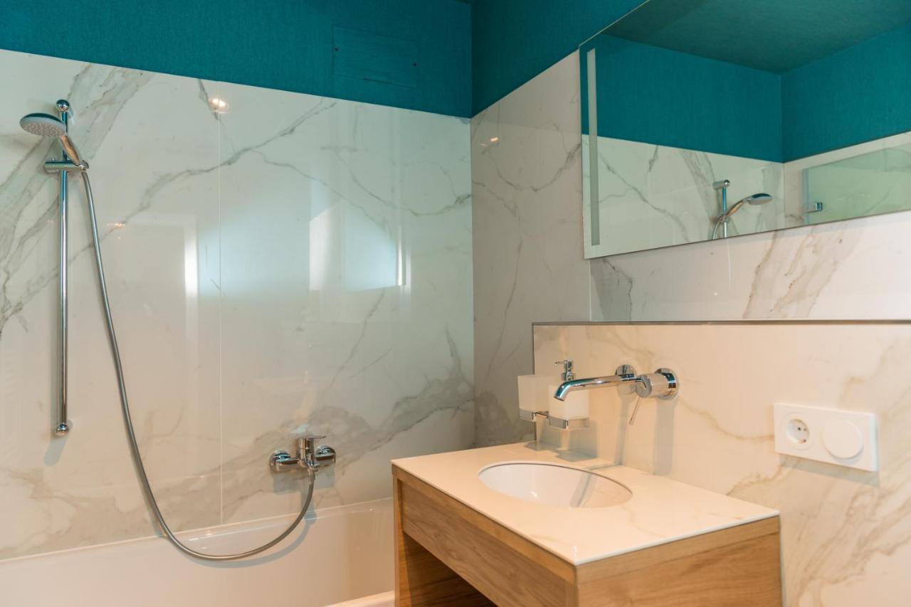 Apartmenthaus Am Dom Junior Suite Mit Parkplatz Zwickau Bagian luar foto