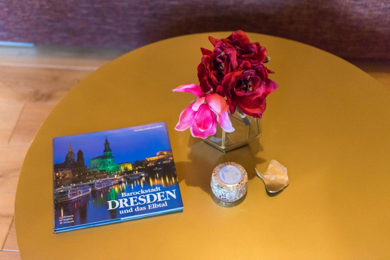 Apartmenthaus Am Dom Junior Suite Mit Parkplatz Zwickau Bagian luar foto