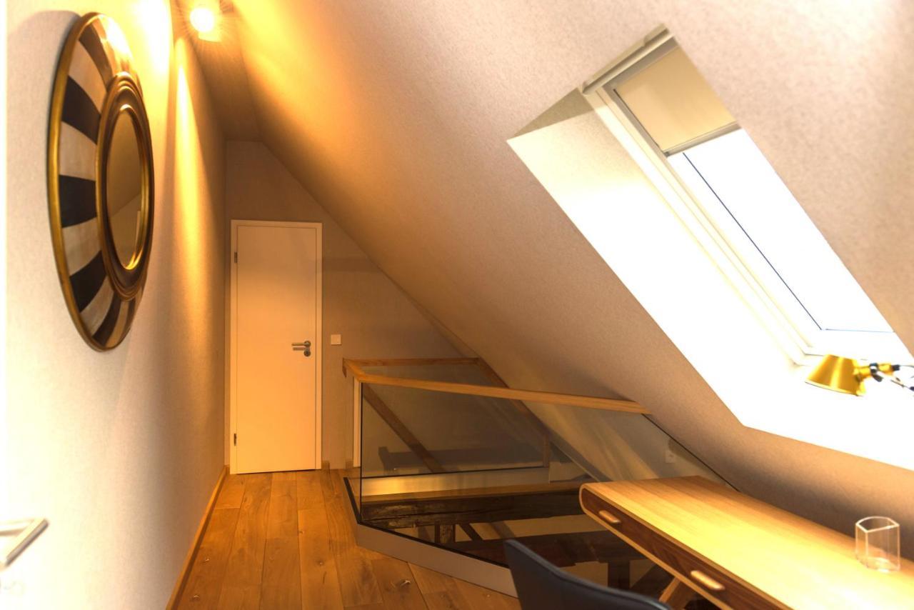 Apartmenthaus Am Dom Junior Suite Mit Parkplatz Zwickau Bagian luar foto