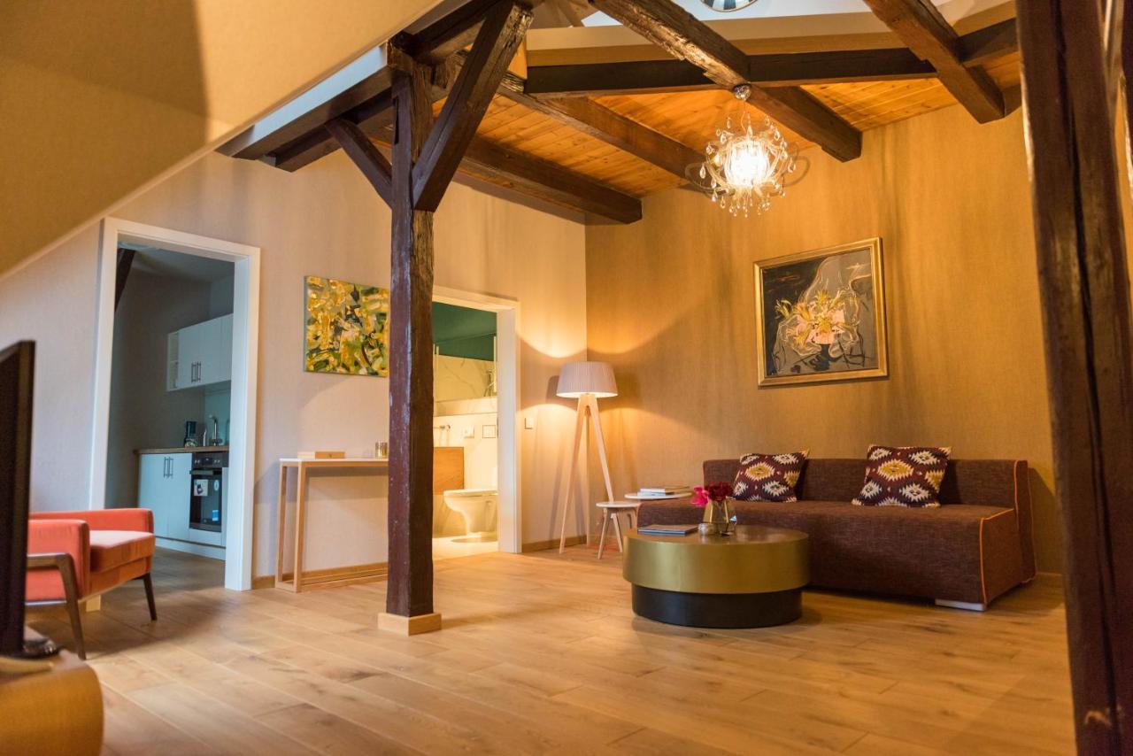 Apartmenthaus Am Dom Junior Suite Mit Parkplatz Zwickau Bagian luar foto